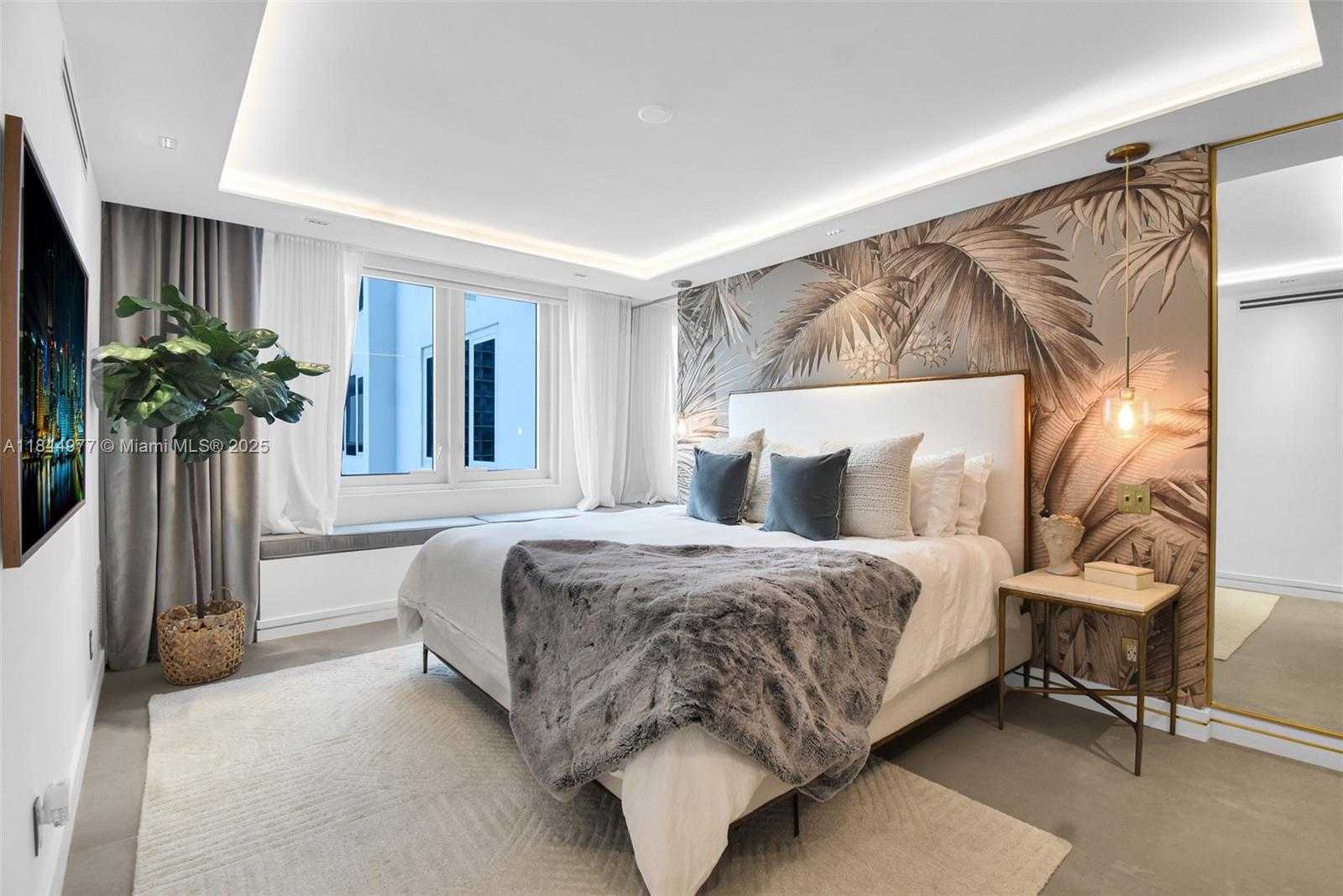 Small Image of 2301 COLLINS AVE #1201, Miami Beach Number 22