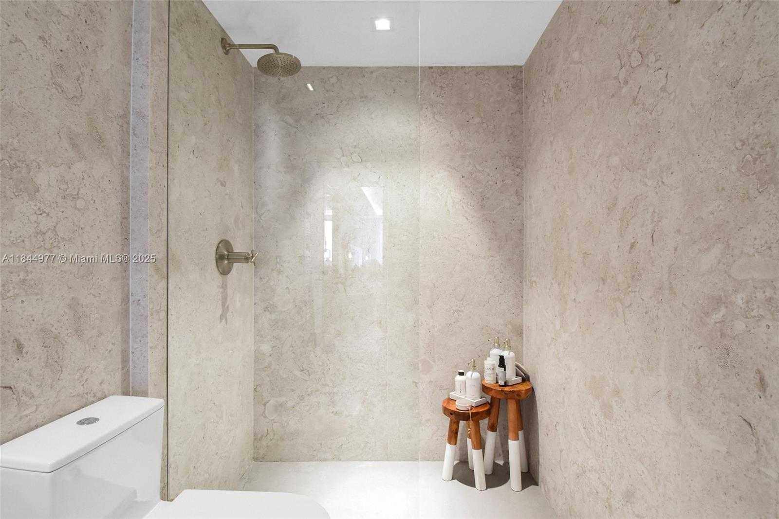 Small Image of 2301 COLLINS AVE #1201, Miami Beach Number 29