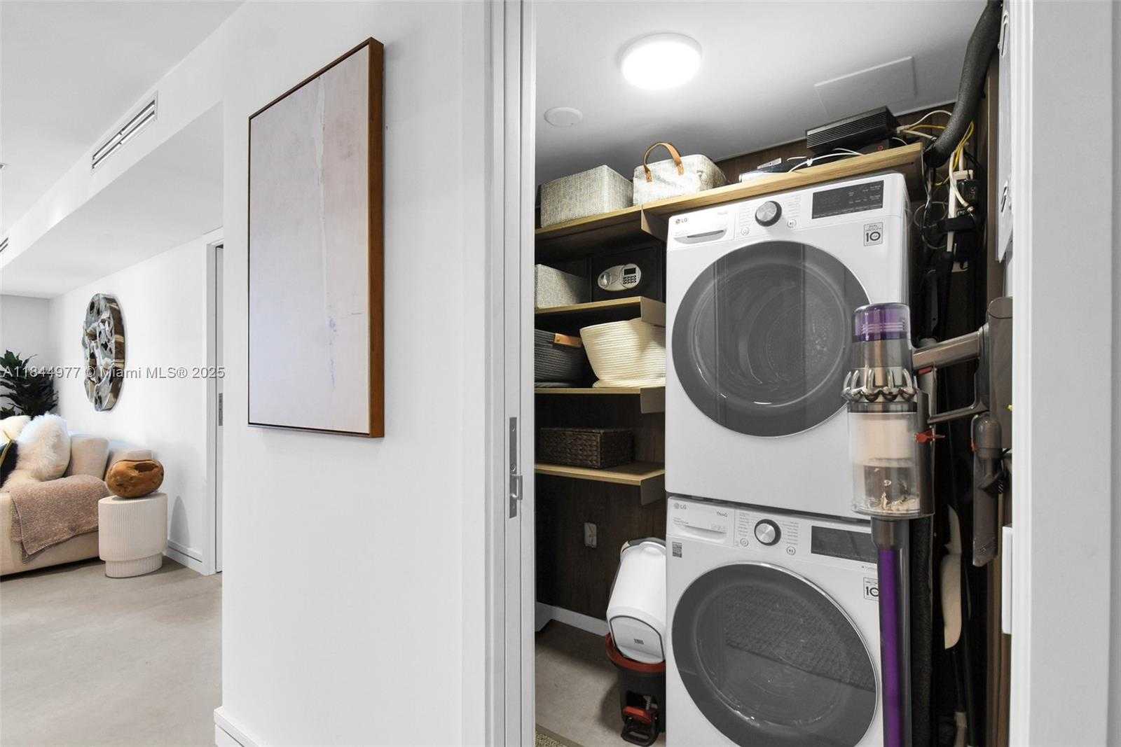 Small Image of 2301 COLLINS AVE #1201, Miami Beach Number 33