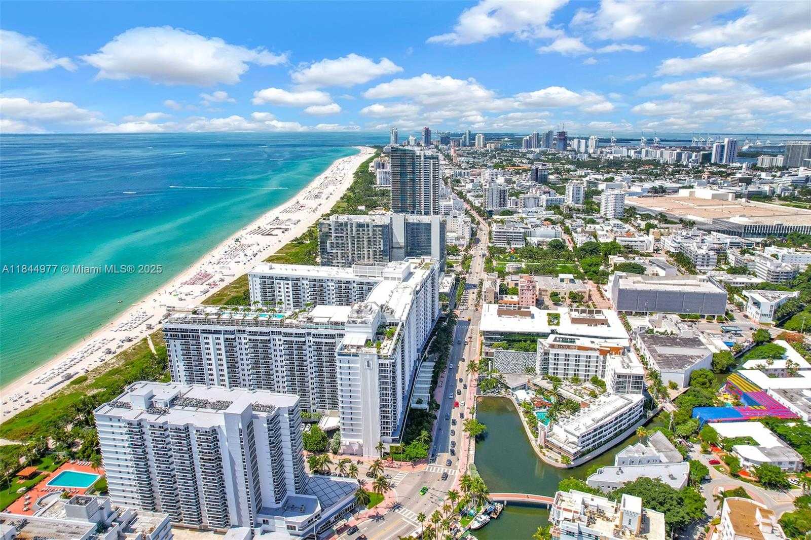 Small Image of 2301 COLLINS AVE #1201, Miami Beach Number 46