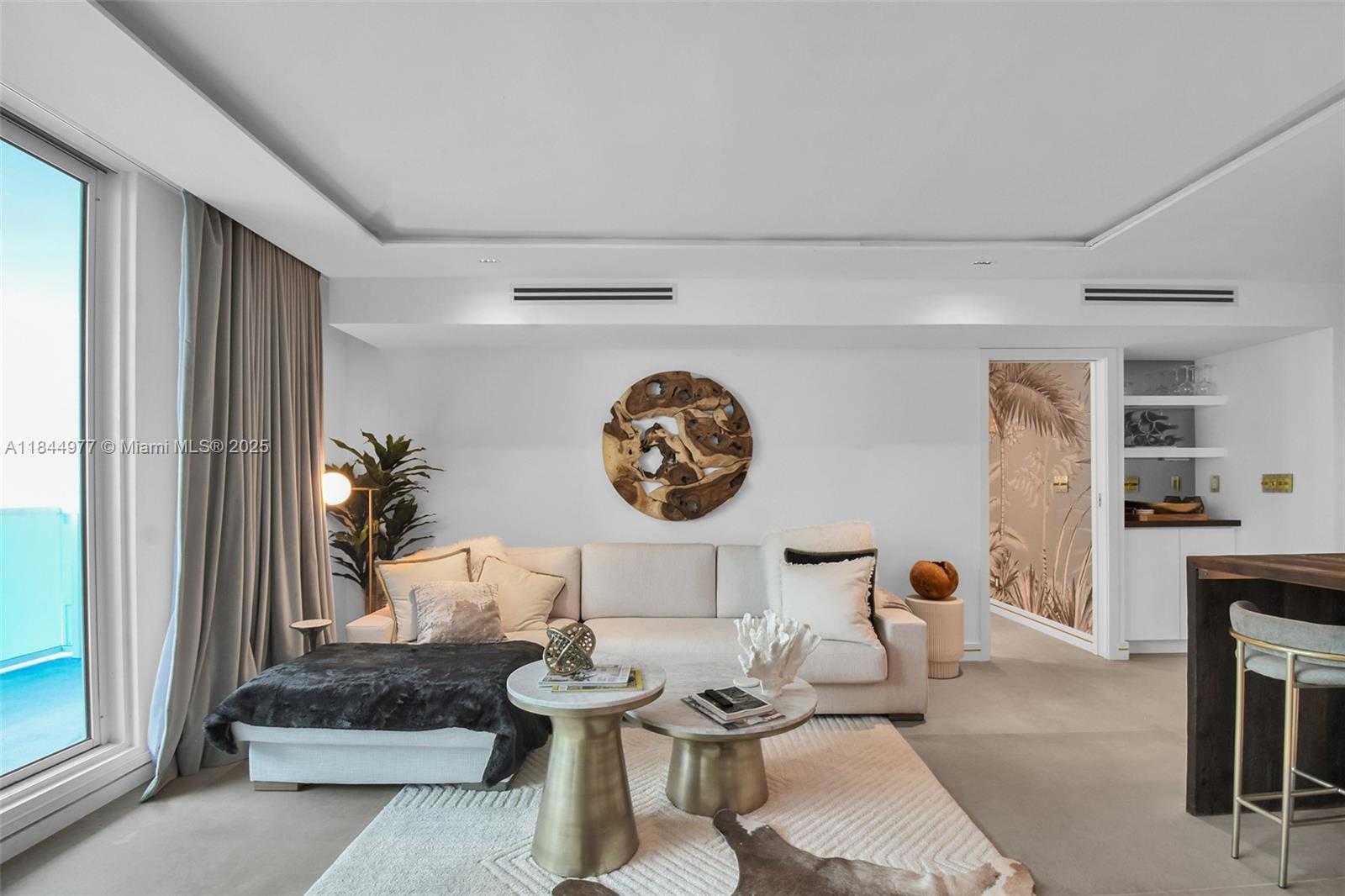 Small Image of 2301 COLLINS AVE #1201, Miami Beach Number 7