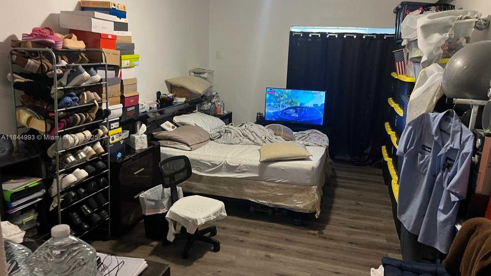 Small Image of 19080 NORTH EAST 3RD CT #307, Miami Number 10