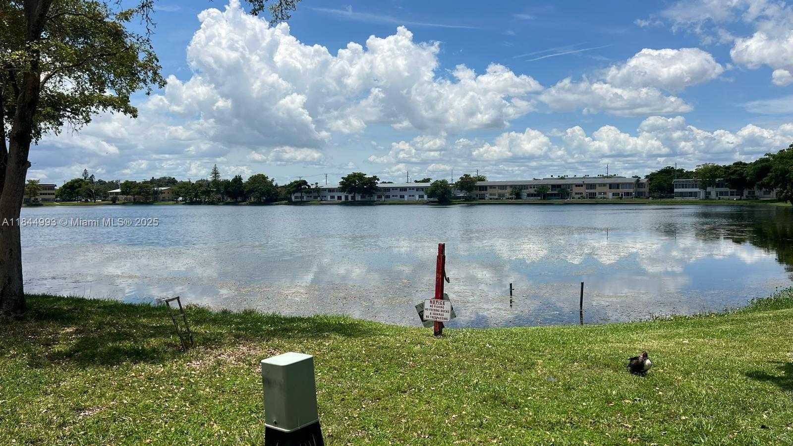 Small Image of 19080 NORTH EAST 3RD CT #307, Miami Number 16