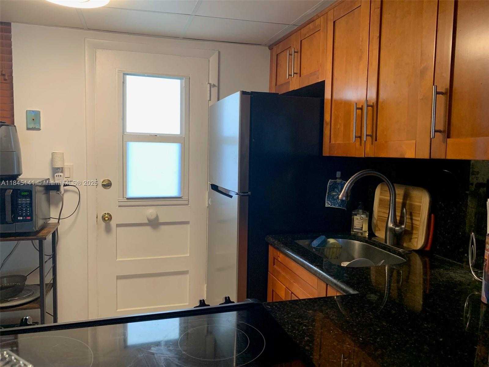 Small Image of 2999 POINT EAST DR #C110, Aventura Number 11