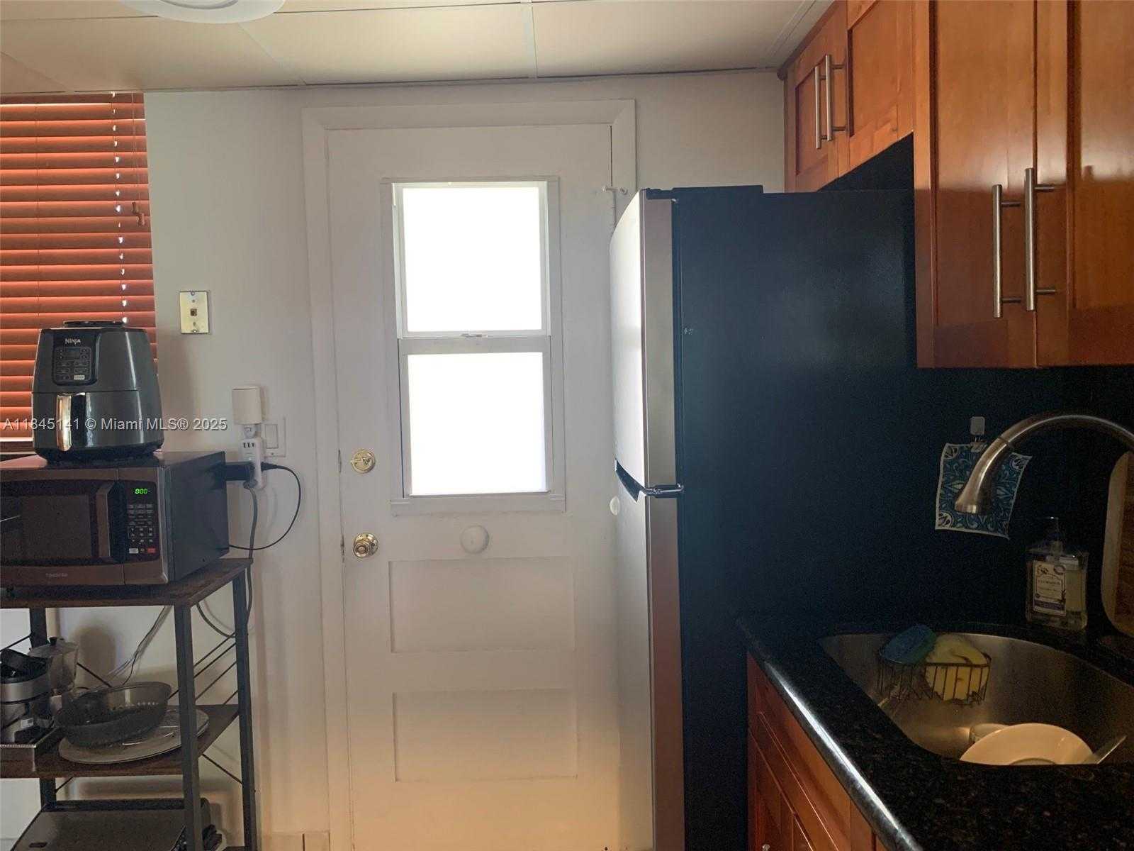 Small Image of 2999 POINT EAST DR #C110, Aventura Number 15