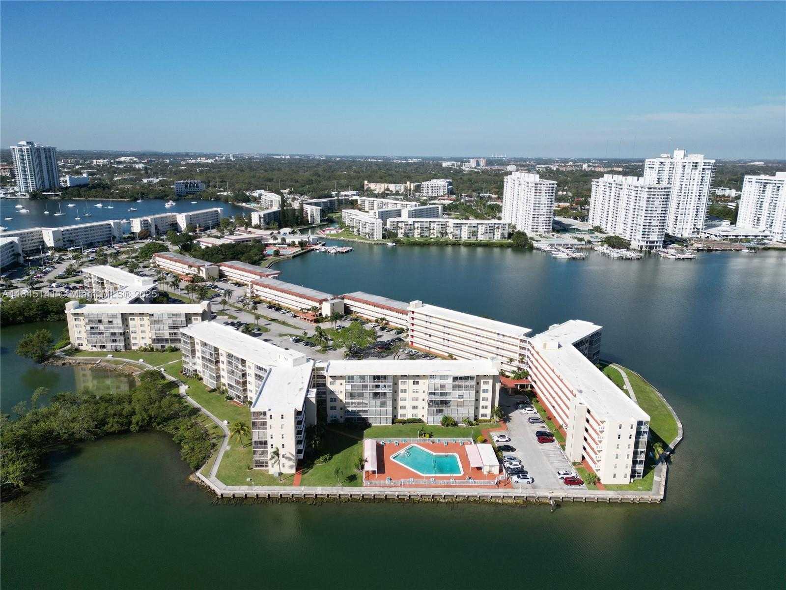 Small Image of 2999 POINT EAST DR #C110, Aventura Number 26