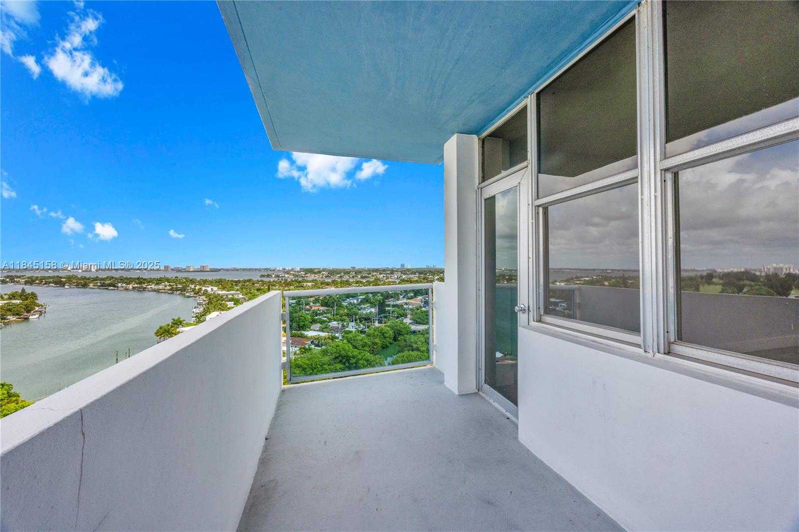 Small Image of 7441 WAYNE AVE #15E, Miami Beach Number 22