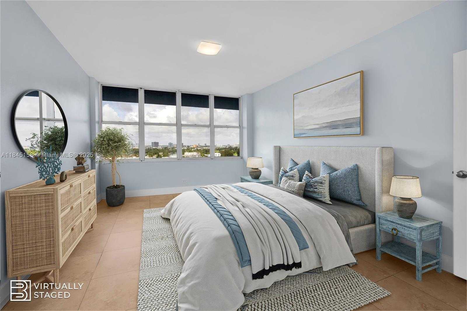 Small Image of 7441 WAYNE AVE #15E, Miami Beach Number 4