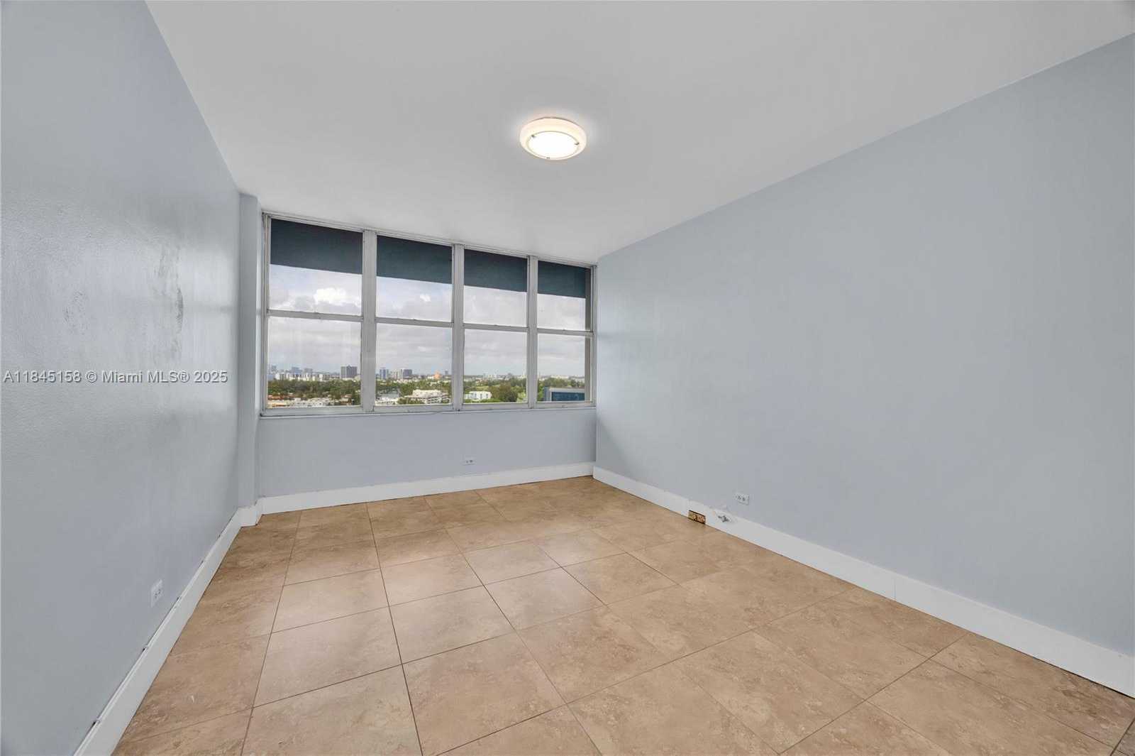Small Image of 7441 WAYNE AVE #15E, Miami Beach Number 8