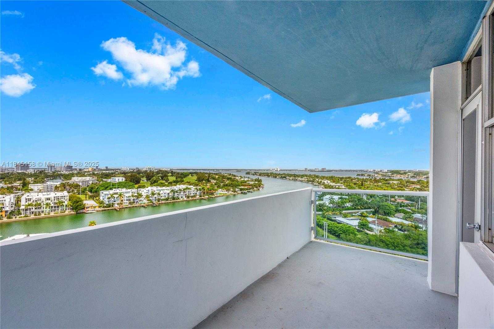 Small Image of 7441 WAYNE AVE #15E, Miami Beach Number 9