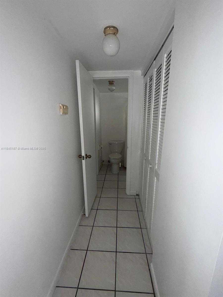 Small Image of 5800 NORTH WEST 64TH AVE #306, Tamarac Number 13