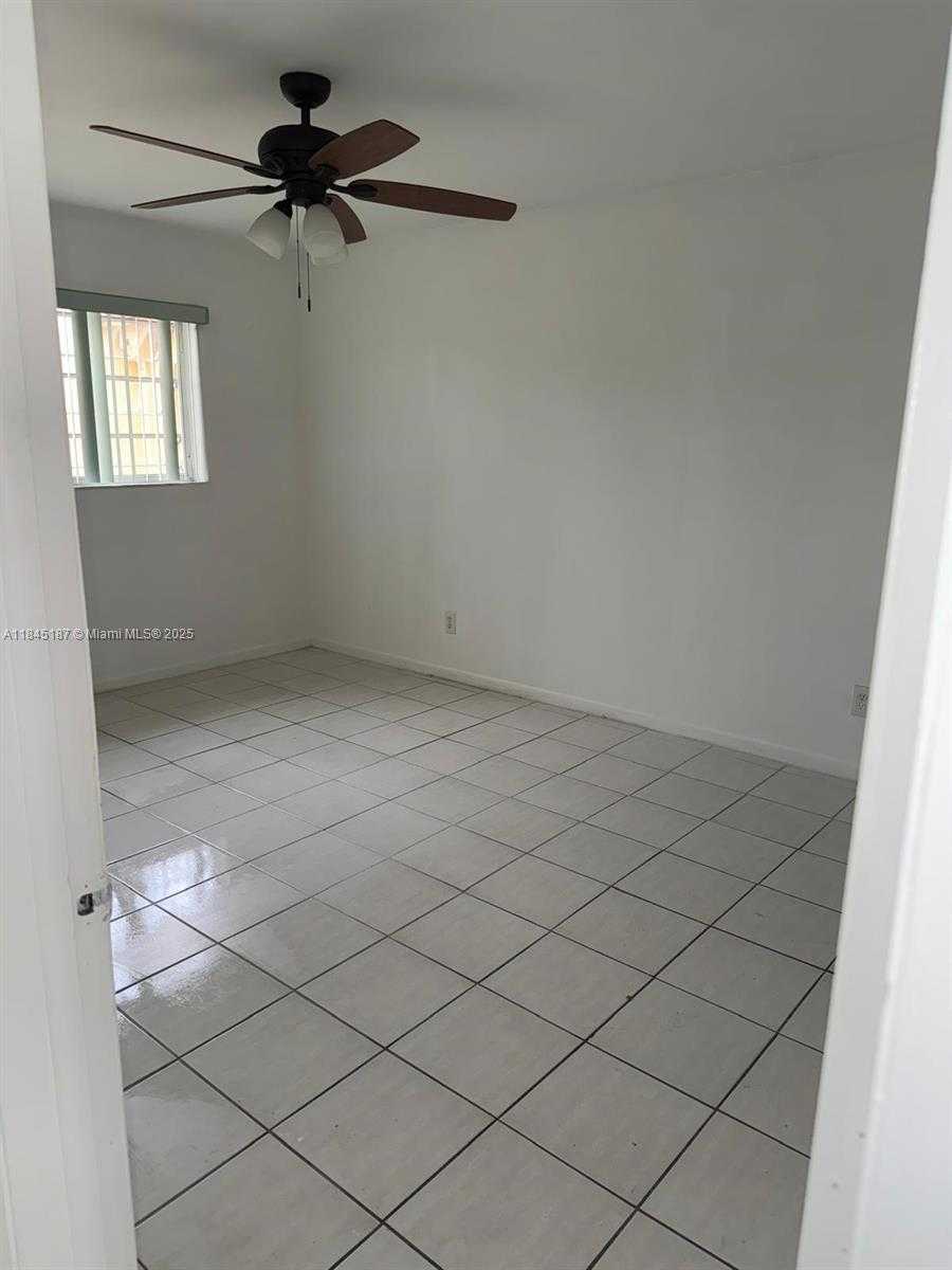 Small Image of 5800 NORTH WEST 64TH AVE #306, Tamarac Number 8