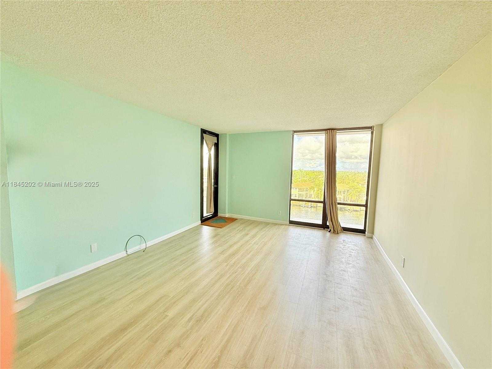 Small Image of 1600 SOUTH OCEAN DR #7B, Hollywood Number 47