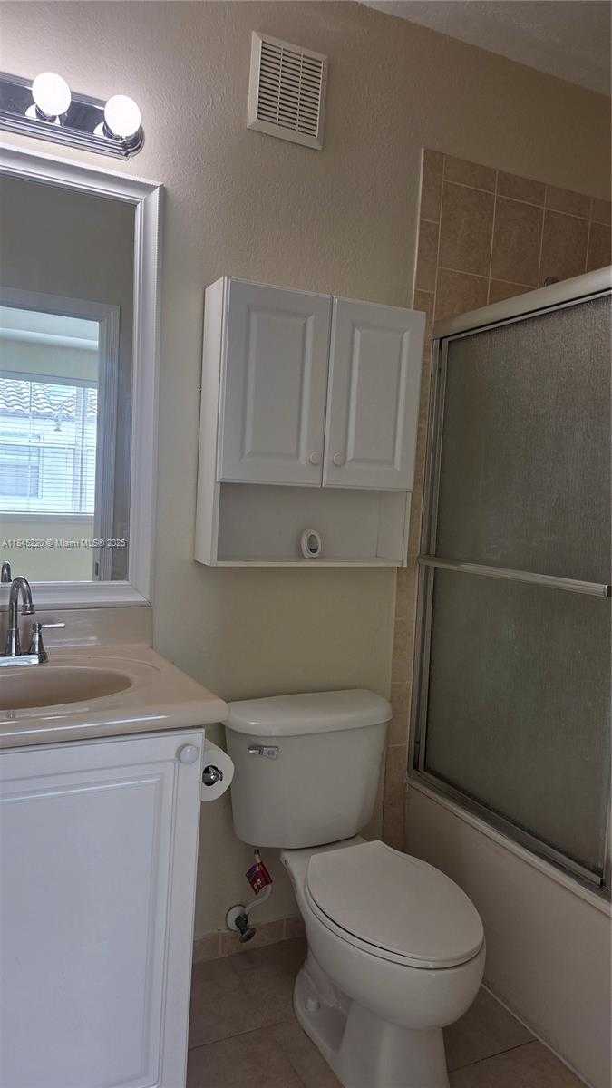 Small Image of 5590 NORTH WEST 107TH AVE #1111, Doral Number 23
