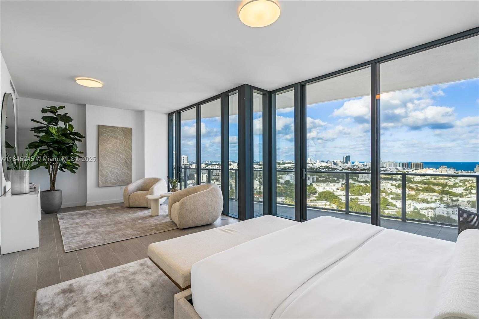 Small Image of 500 ALTON #2305/06, Miami Beach Number 9