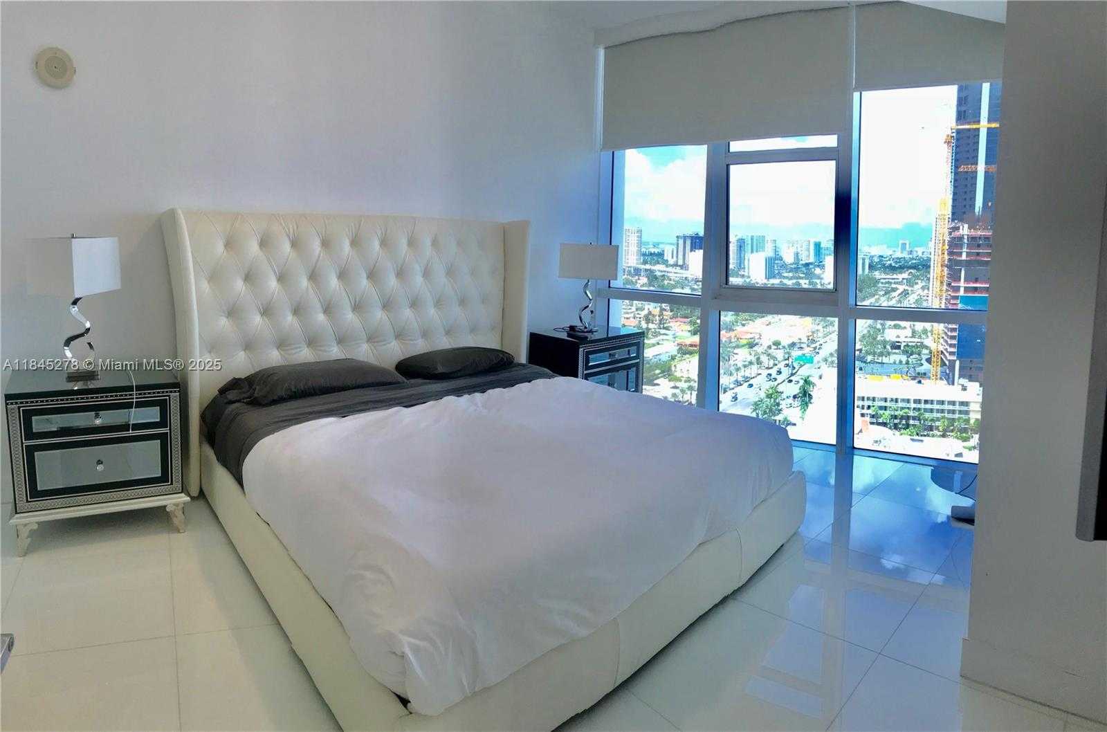 Small Image of 18201 COLLINS AVE #3302, Sunny Isles Beach Number 11