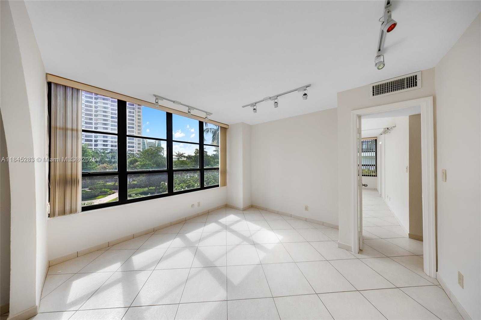 Small Image of 600 THREE ISLANDS BLVD #212, Hallandale Beach Number 16
