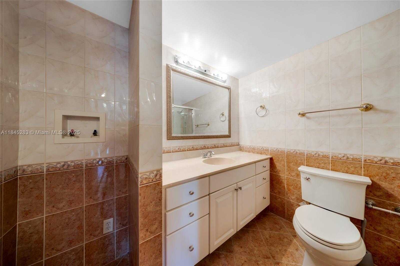 Small Image of 600 THREE ISLANDS BLVD #212, Hallandale Beach Number 27