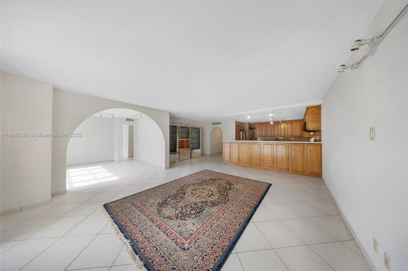 Small Image of 600 THREE ISLANDS BLVD #212, Hallandale Beach Number 6