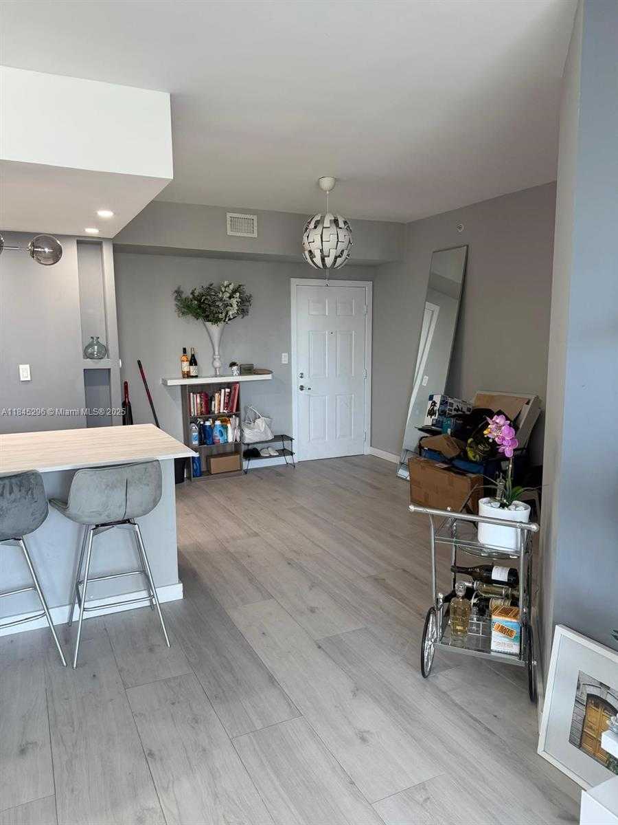 Small Image of 275 NORTH EAST 18TH ST #1405, Miami Number 11