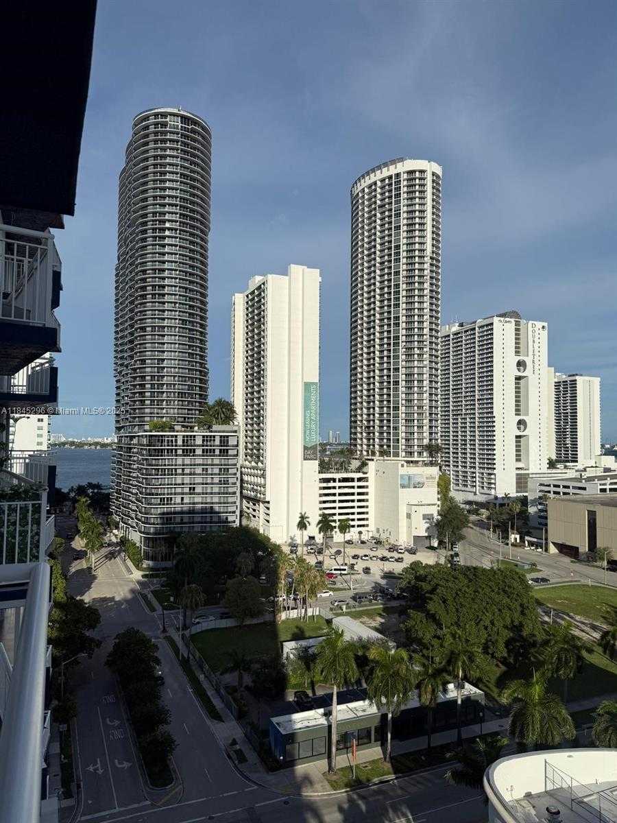 Small Image of 275 NORTH EAST 18TH ST #1405, Miami Number 31
