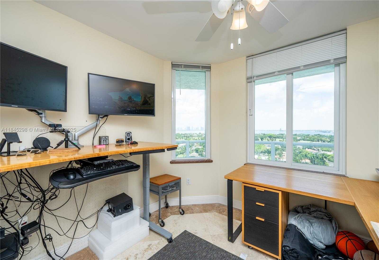 Small Image of 5900 COLLINS AVE #1701, Miami Beach Number 37