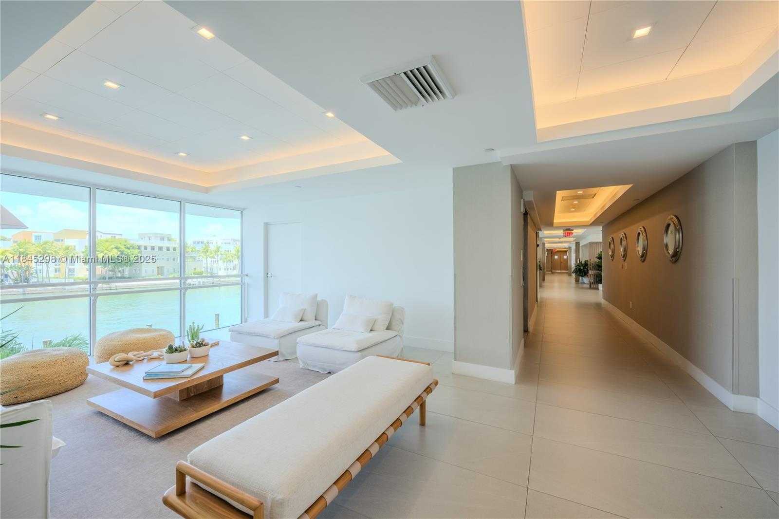 Small Image of 5900 COLLINS AVE #1701, Miami Beach Number 41