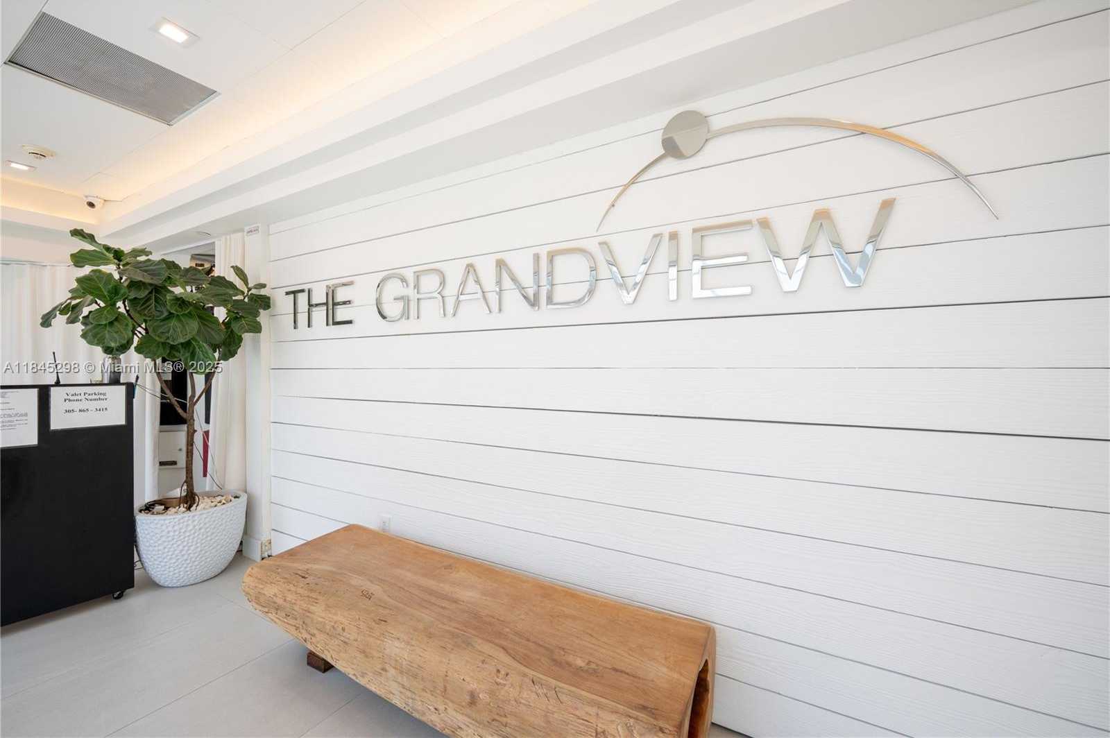 Small Image of 5900 COLLINS AVE #1701, Miami Beach Number 44