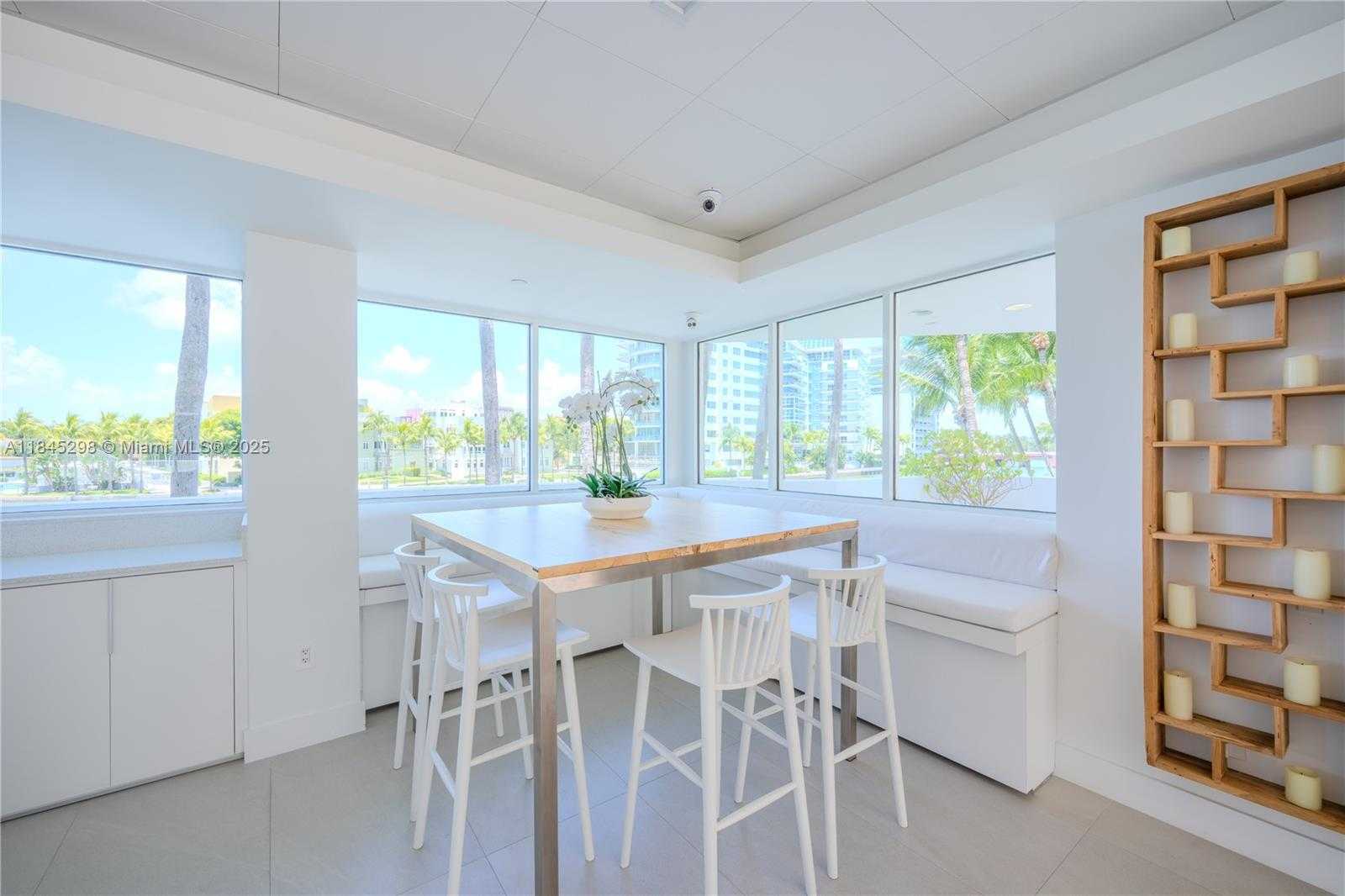 Small Image of 5900 COLLINS AVE #1701, Miami Beach Number 46