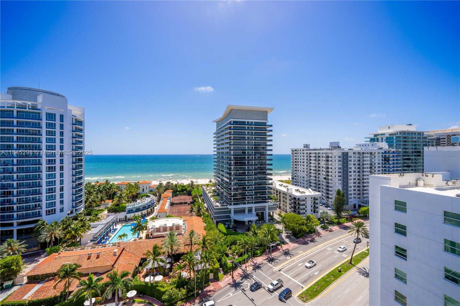 Small Image of 5900 COLLINS AVE #1701, Miami Beach Number 7