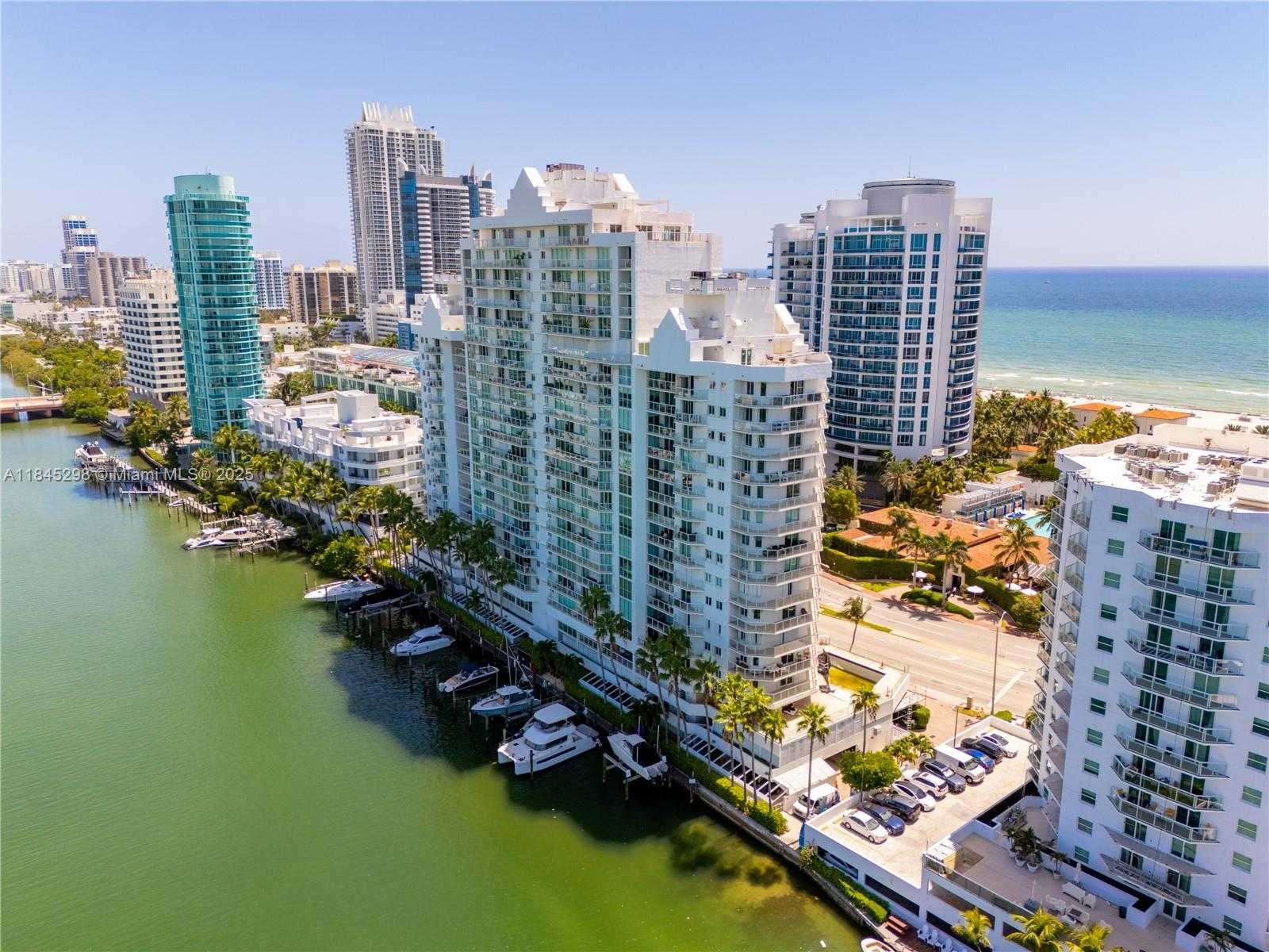 Small Image of 5900 COLLINS AVE #1701, Miami Beach Number 9