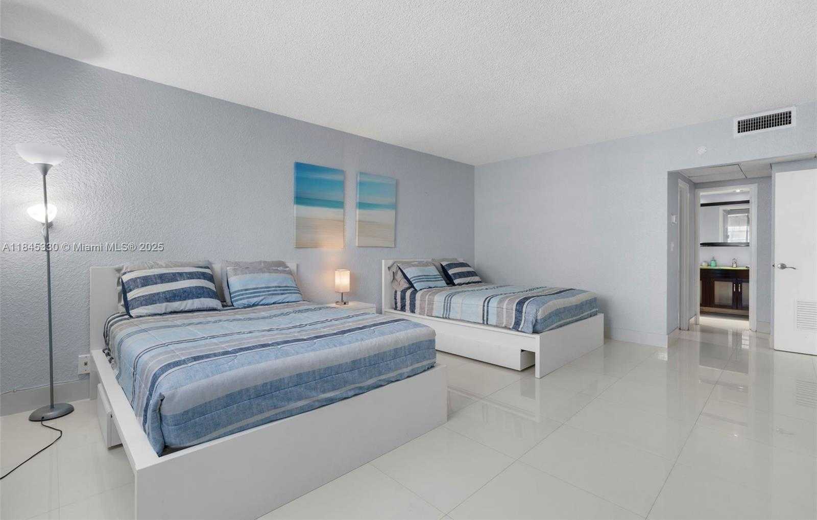 Small Image of 4001 SOUTH OCEAN DR #6M, Hollywood Number 11