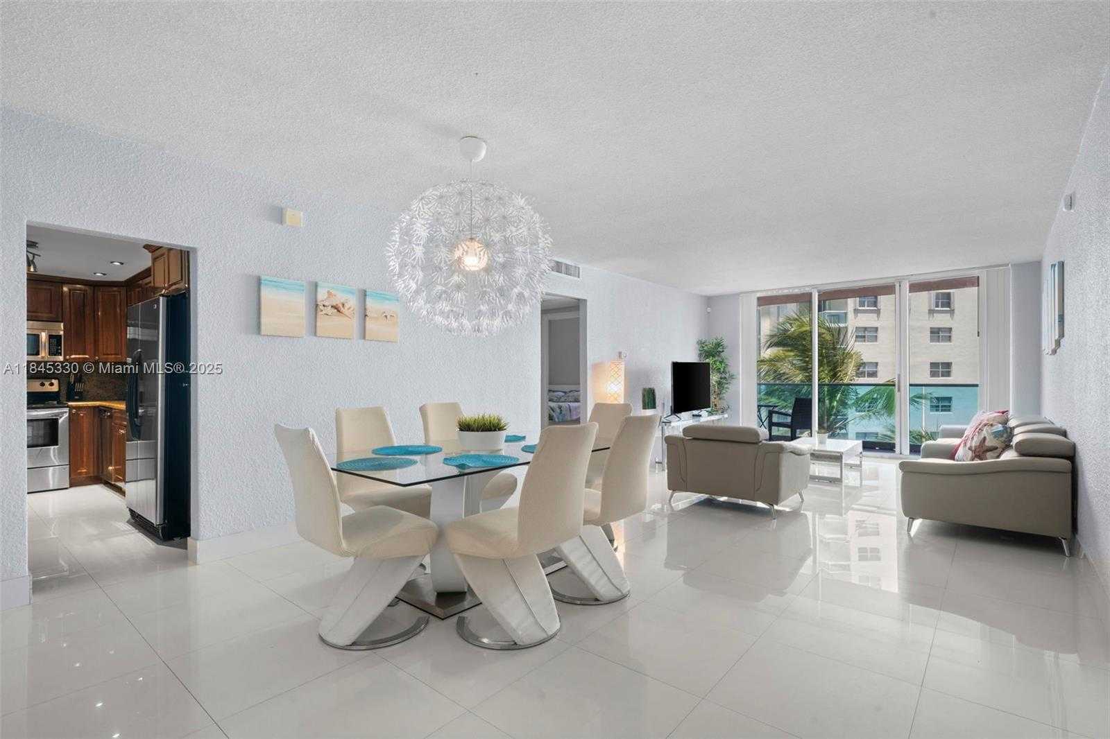 Small Image of 4001 SOUTH OCEAN DR #6M, Hollywood Number 3