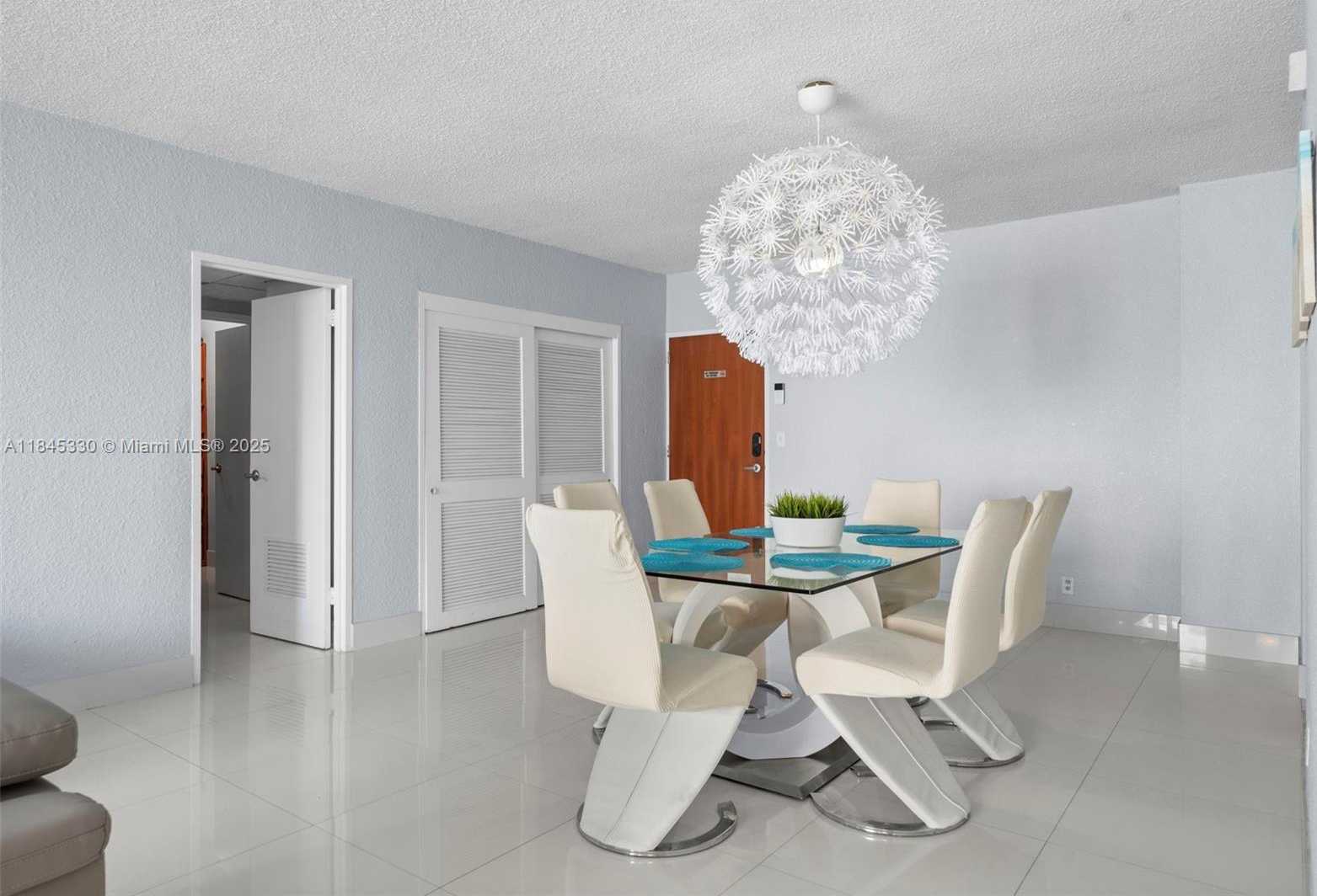Small Image of 4001 SOUTH OCEAN DR #6M, Hollywood Number 6