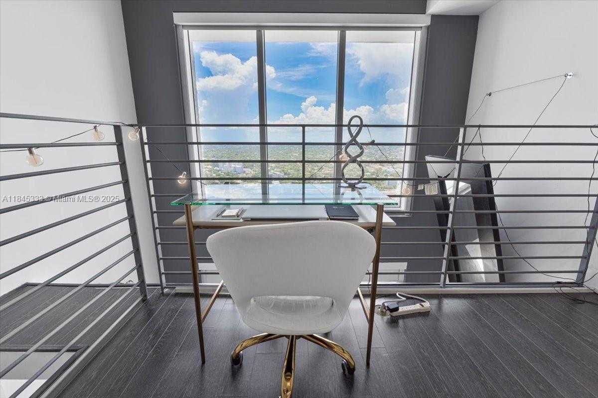Small Image of 60 SOUTH WEST 13TH ST #3203, Miami Number 12