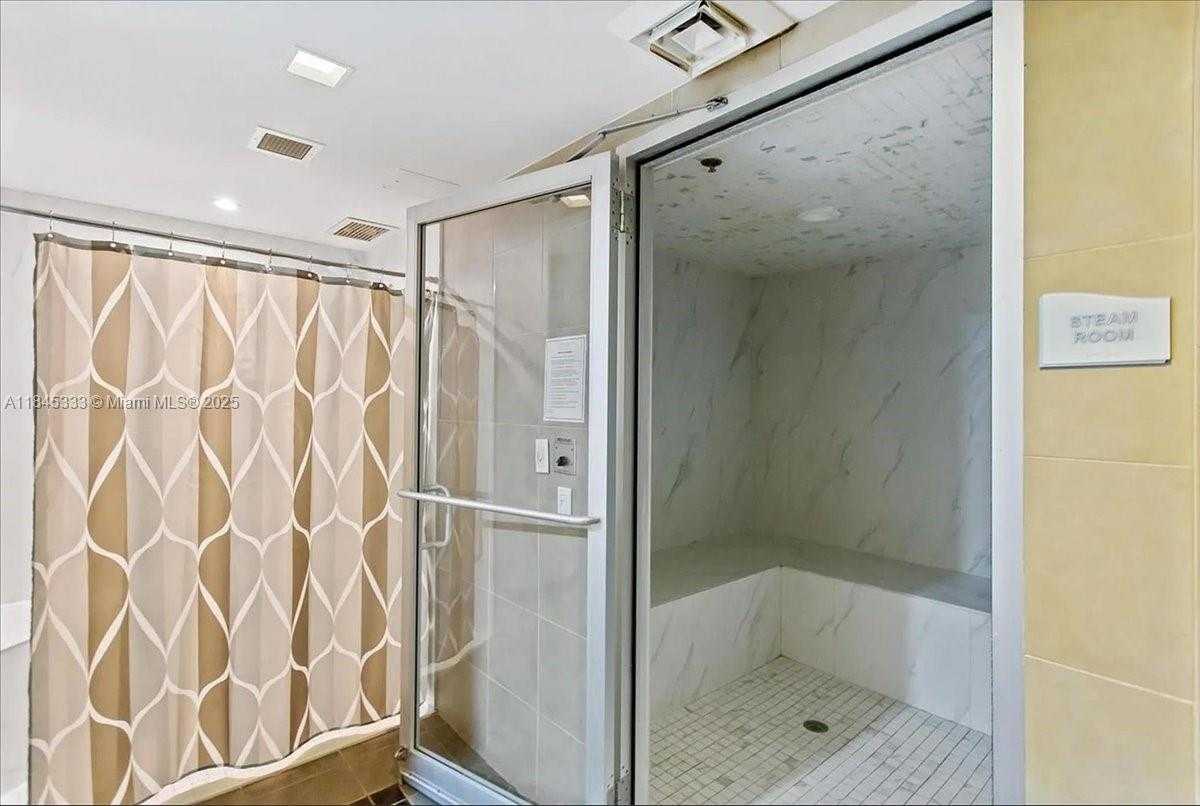 Small Image of 60 SOUTH WEST 13TH ST #3203, Miami Number 28
