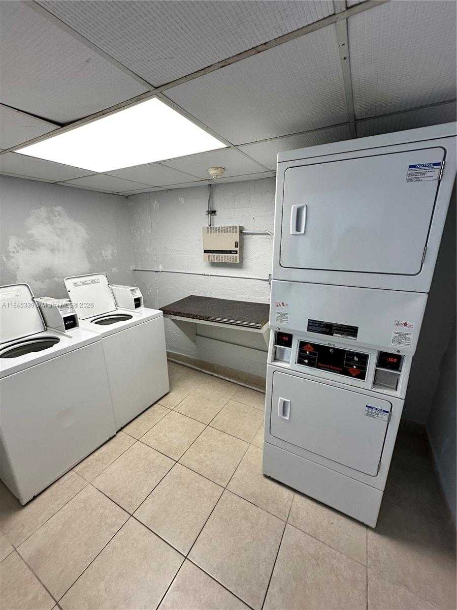 Small Image of 2020 NORTH EAST 135TH ST #807, North Miami Number 14