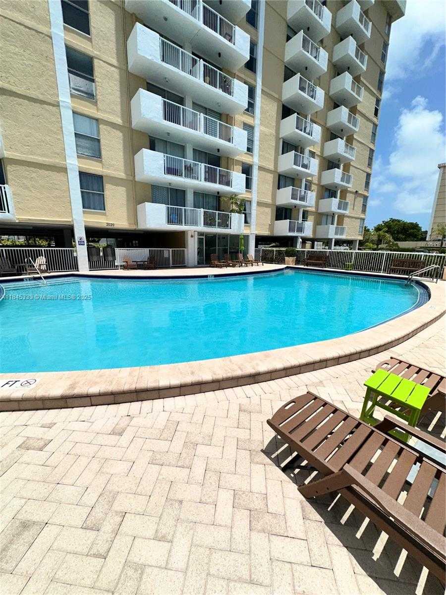 Small Image of 2020 NORTH EAST 135TH ST #807, North Miami Number 16