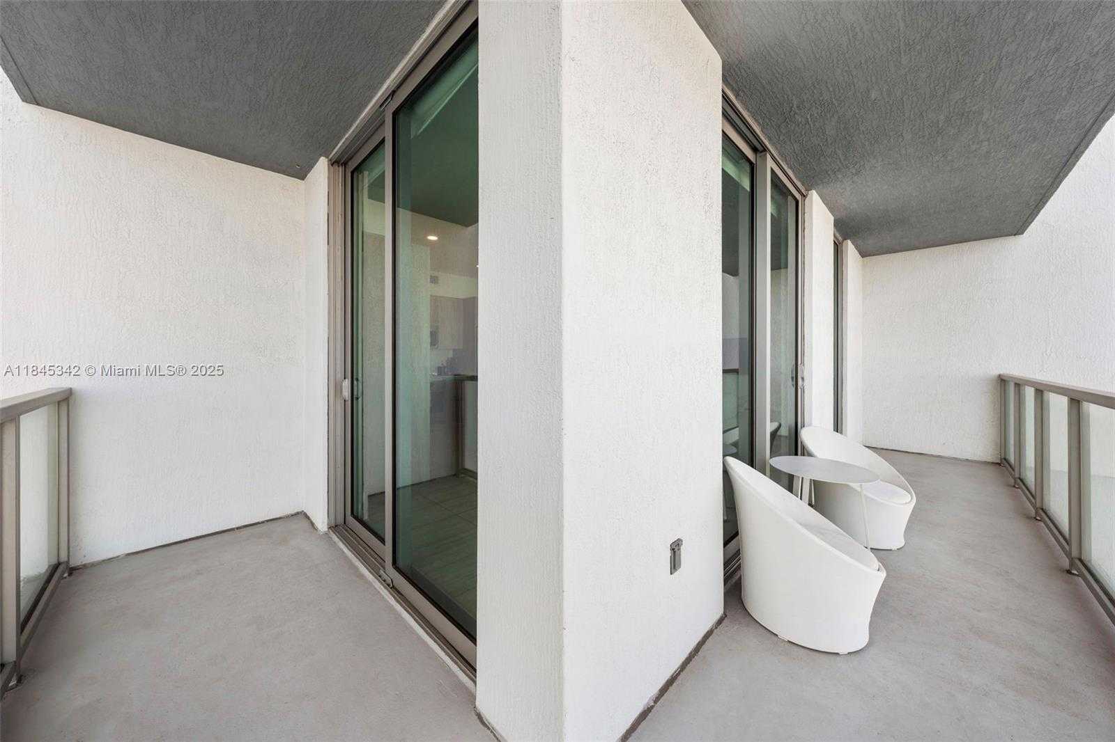 Small Image of 3900 BISCAYNE BLVD #S-400, Miami Number 11