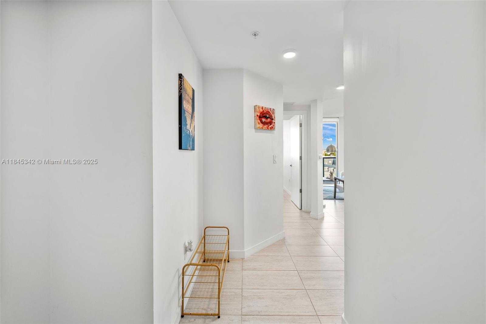 Small Image of 3900 BISCAYNE BLVD #S-400, Miami Number 19