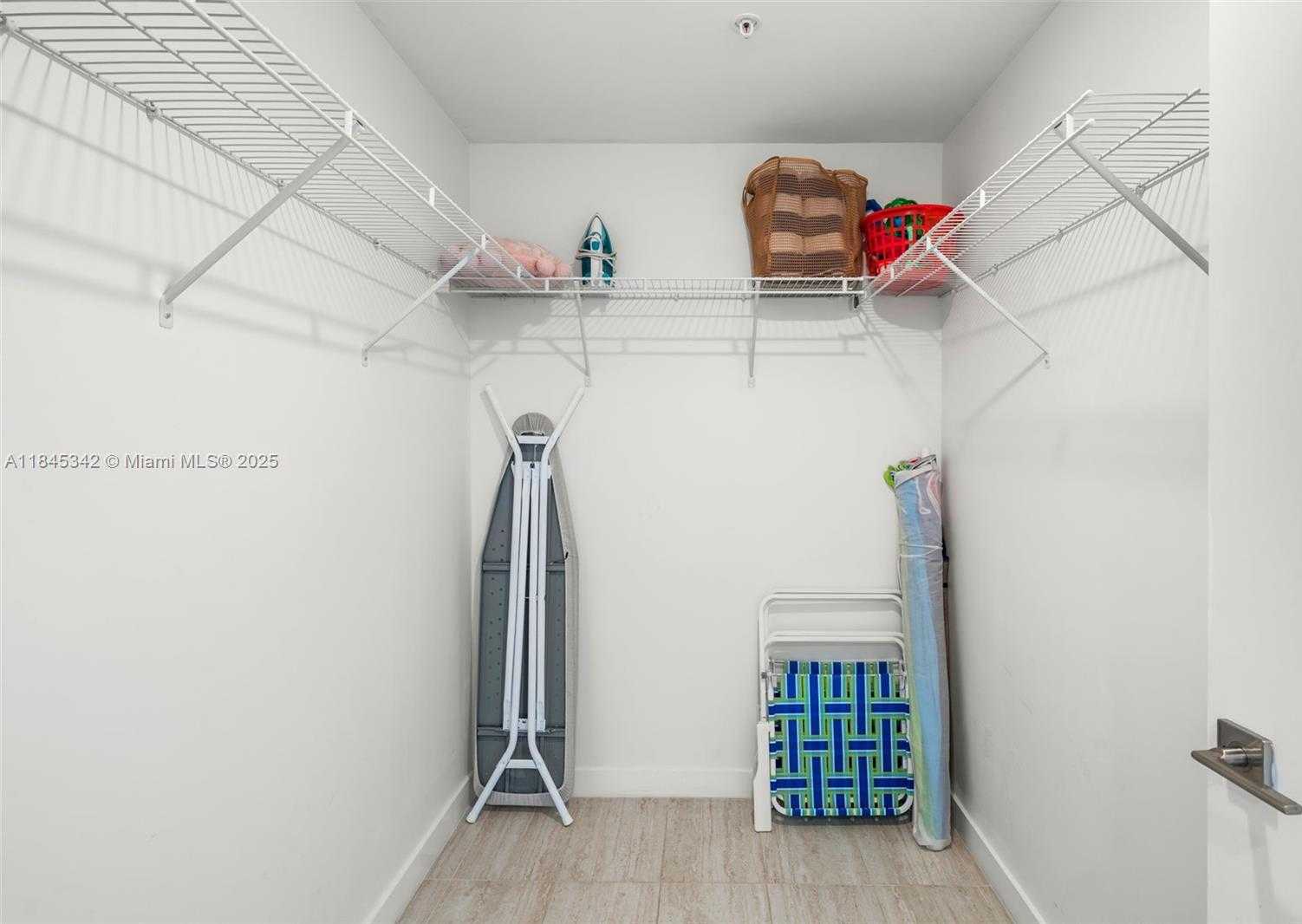 Small Image of 3900 BISCAYNE BLVD #S-400, Miami Number 25