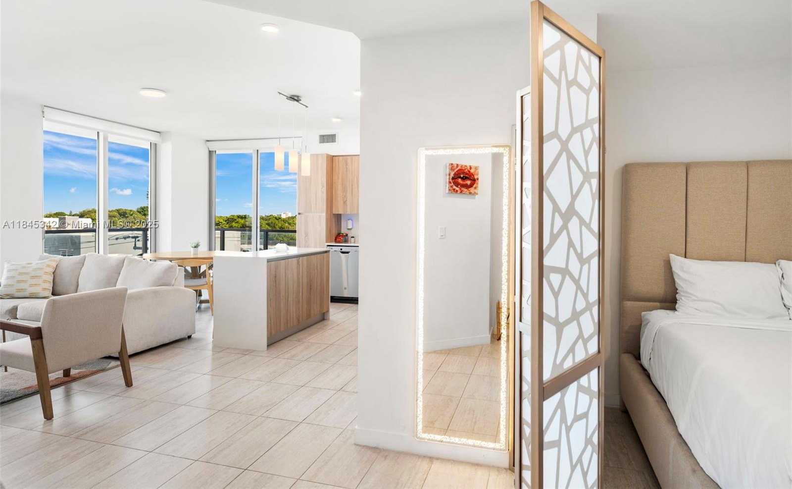 Small Image of 3900 BISCAYNE BLVD #S-400, Miami Number 28
