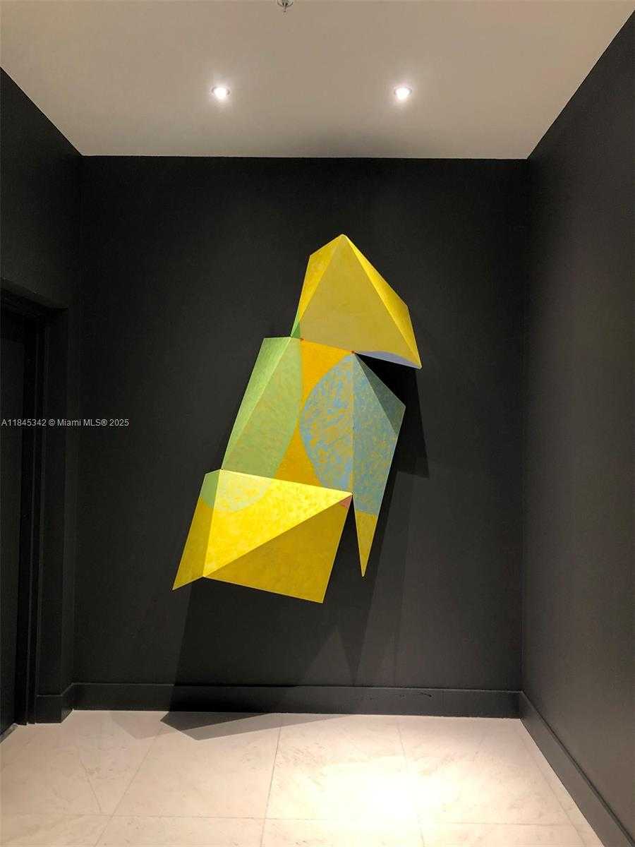 Small Image of 3900 BISCAYNE BLVD #S-400, Miami Number 47