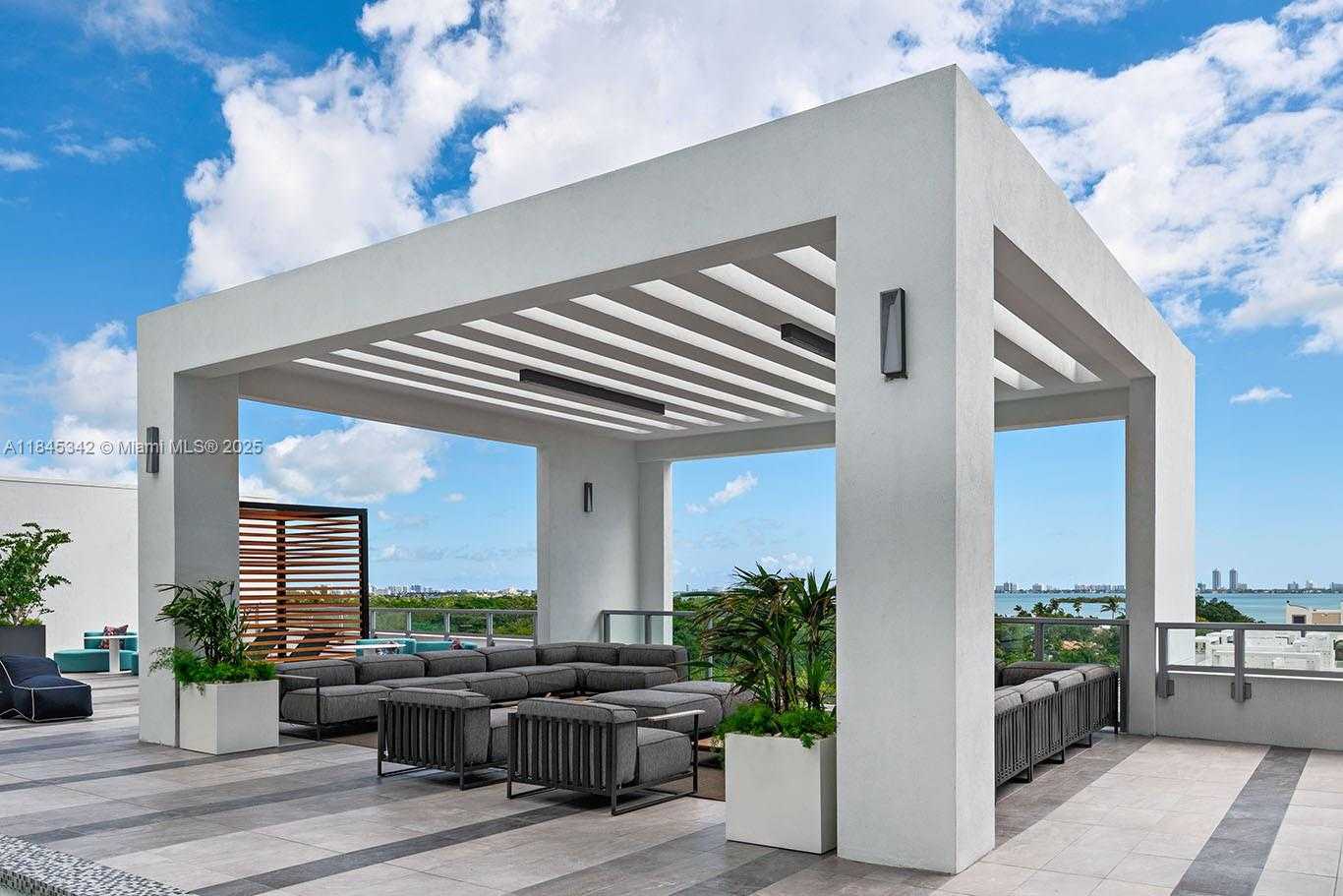 Small Image of 3900 BISCAYNE BLVD #S-400, Miami Number 50