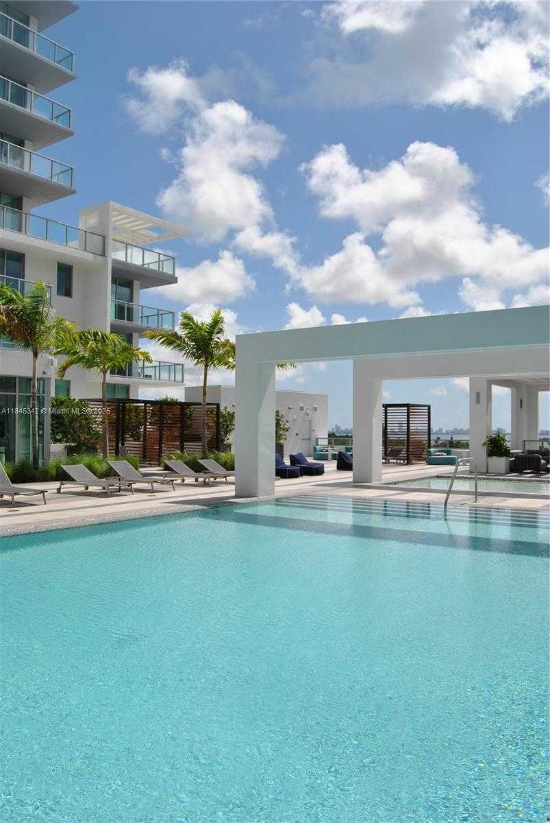 Small Image of 3900 BISCAYNE BLVD #S-400, Miami Number 52