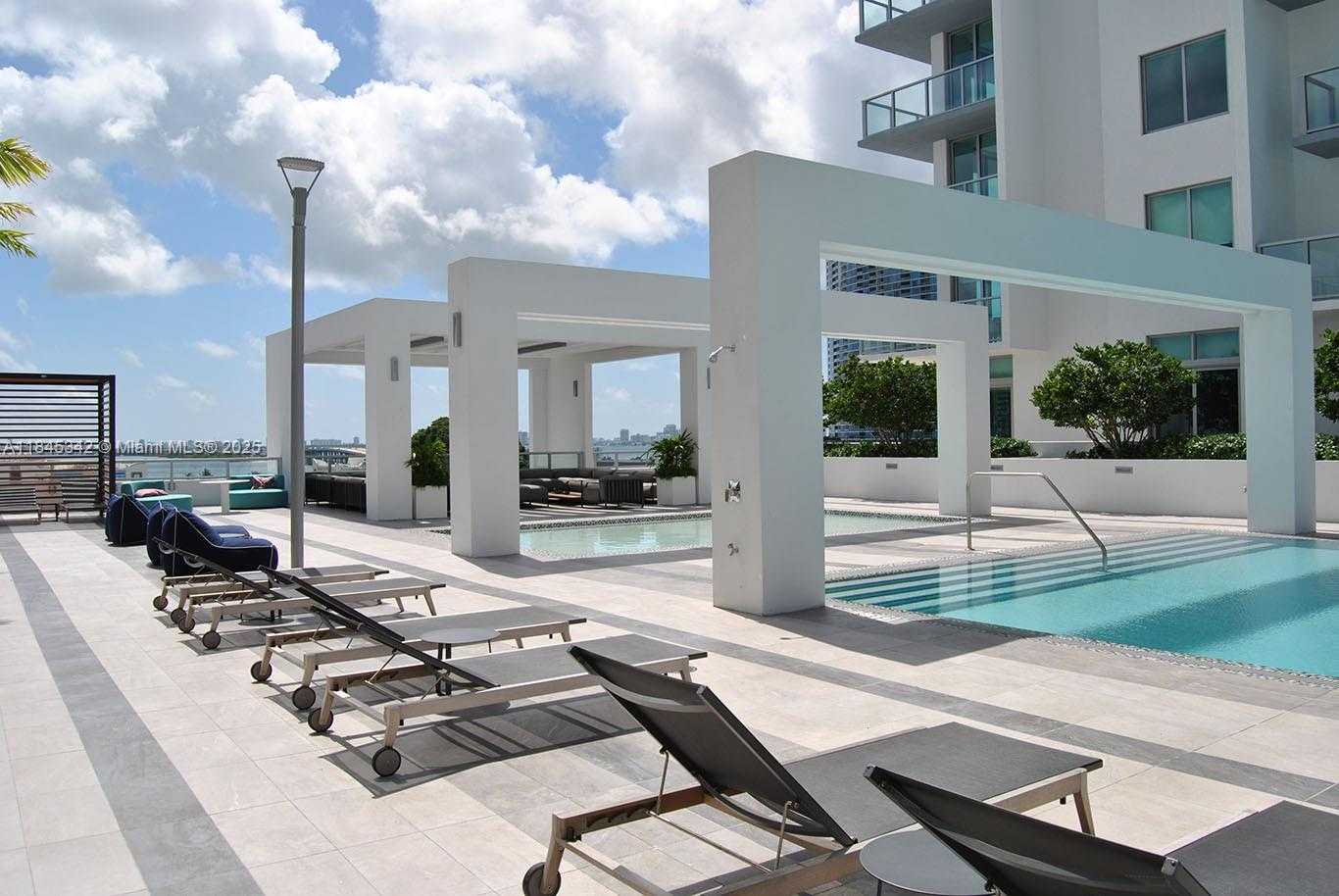 Small Image of 3900 BISCAYNE BLVD #S-400, Miami Number 58
