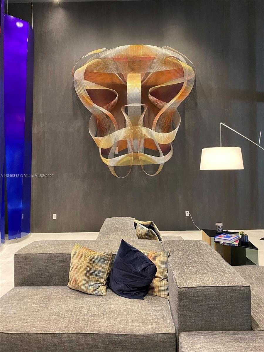 Small Image of 3900 BISCAYNE BLVD #S-400, Miami Number 75