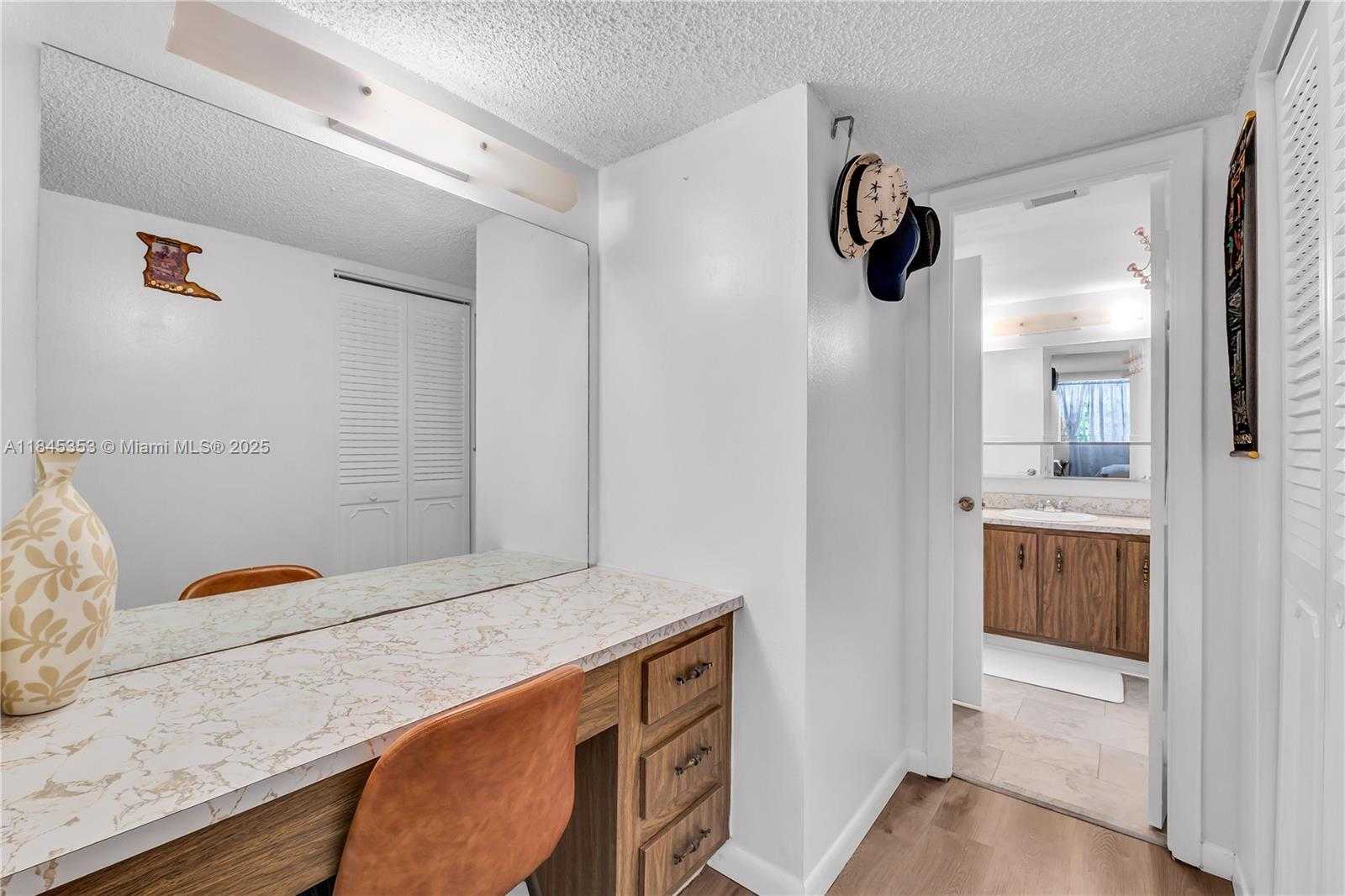 Small Image of 3080 HOLIDAY SPRINGS BLVD #207, Margate Number 10