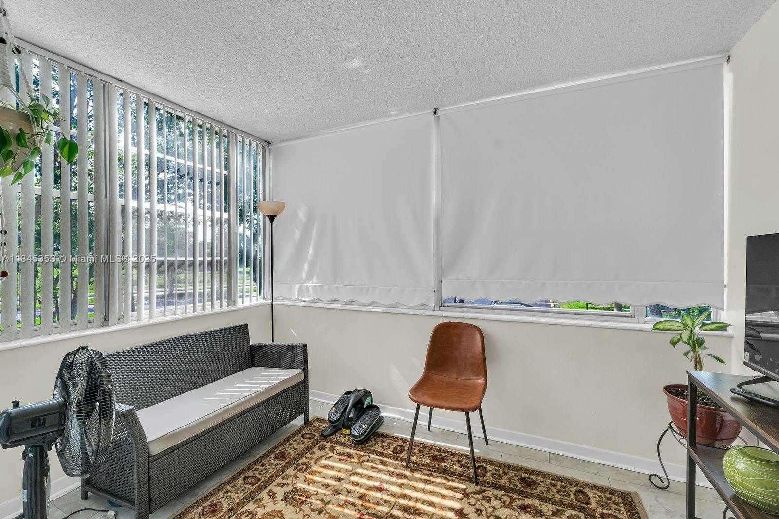 Small Image of 3080 HOLIDAY SPRINGS BLVD #207, Margate Number 11