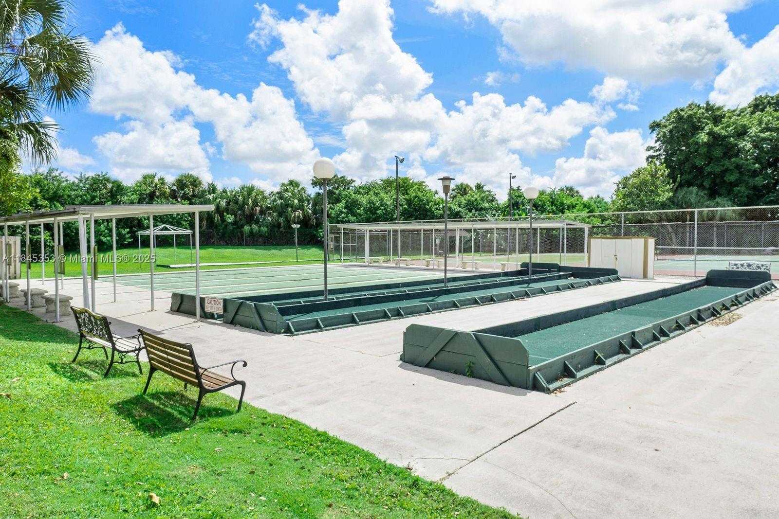 Small Image of 3080 HOLIDAY SPRINGS BLVD #207, Margate Number 19